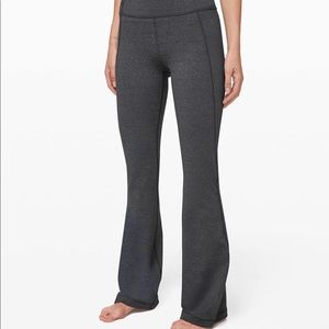Lululemon Groove Pant III (Regular) size 6